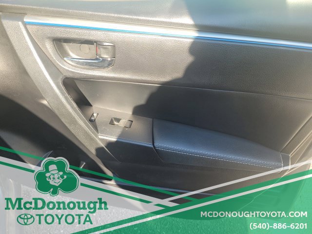 Used 2014 Toyota Corolla S FWD image 12