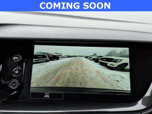 Used 2023 Buick Envision Essence image 14