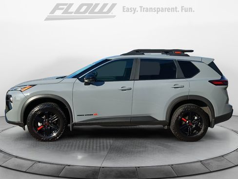 Used 2025 Nissan Rogue SV w/ Rock Creek Premium Package AWD/4WD image 4