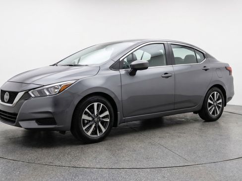 Used 2025 Nissan Versa SV FWD image 3