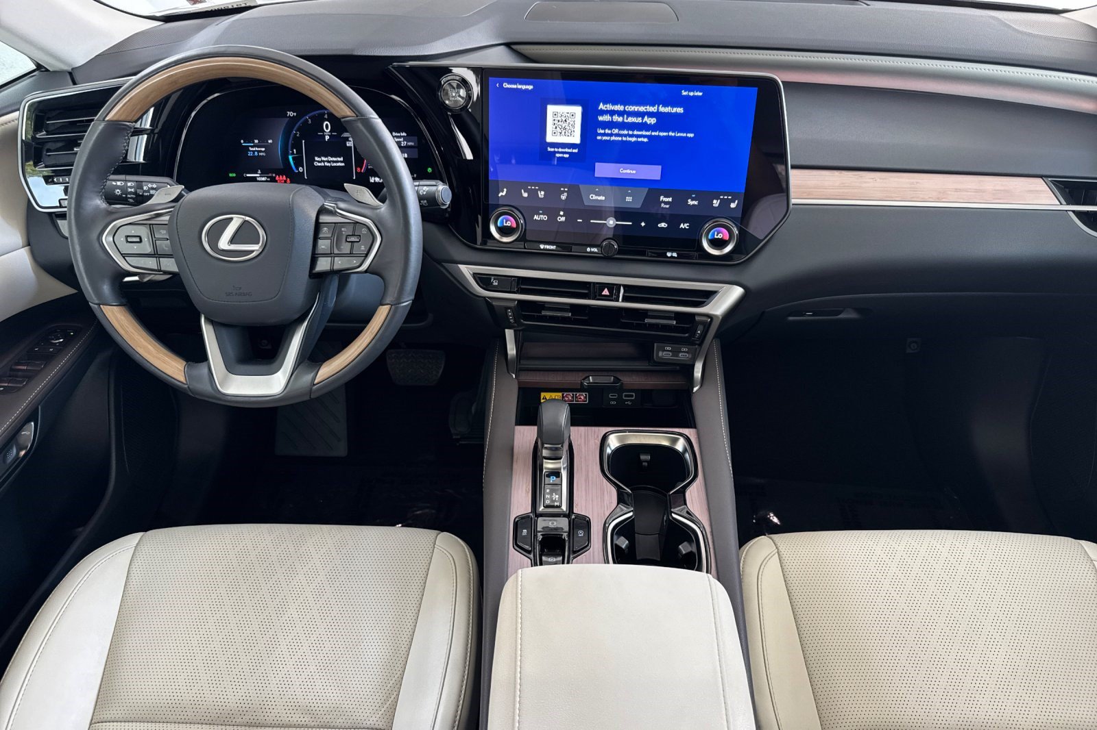 Certified 2026 Lexus RX 350 Premium Plus w/ Accessory Package (Z1) FWD image 17