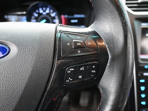 Used 2016 Ford Explorer Sport w/ Equipment Group 401A AWD/4WD image 15