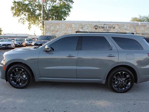 Used 2022 Dodge Durango R/T w/ Blacktop Package AWD/4WD image 4