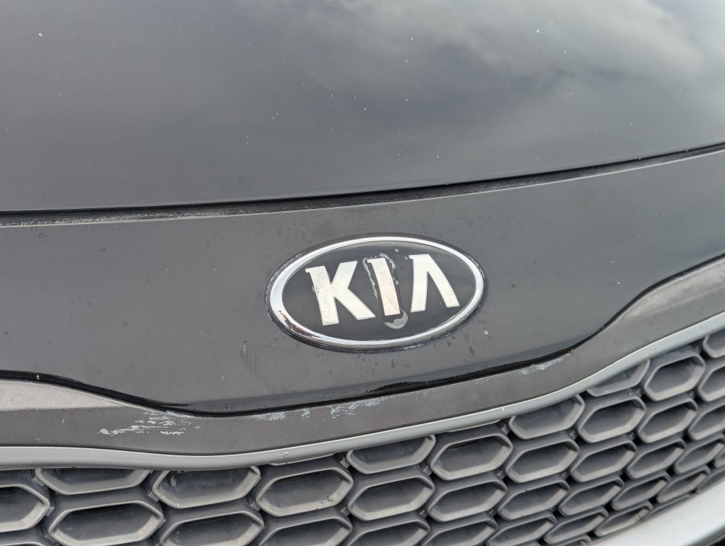 Used 2015 Kia Optima LX FWD image 11