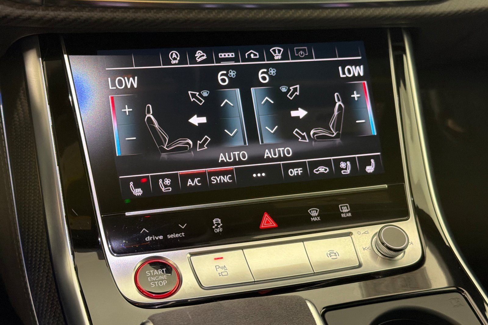Used 2022 Audi RS Q8 AWD/4WD image 20