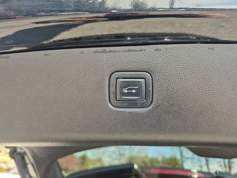 Used 2023 Chevrolet Blazer RS w/ Driver Confidence II Package image 28