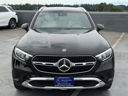Used 2026 Mercedes-Benz GLC 300 4MATIC image 2