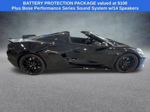 Used 2025 Chevrolet Corvette Z06 w/ Stealth Interior Trim Package RWD image 8