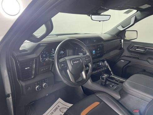 Used 2023 GMC Sierra 1500 AT4 w/ AT4 Premium Package image 10
