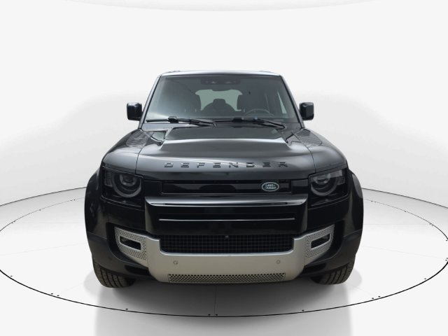 Used 2025 Land Rover Defender 110 S AWD/4WD image 12