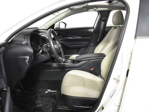 Used 2024 MAZDA CX-30 AWD 2.5 S w/ Preferred Package image 9