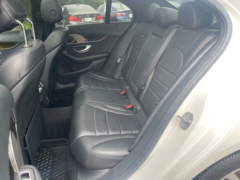 Used 2018 Mercedes-Benz C 300 4MATIC Sedan w/ Premium Package image 18