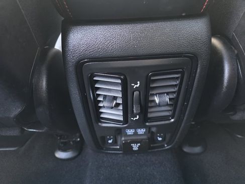 Certified 2023 Dodge Durango GT image 13