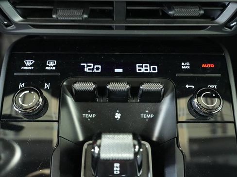 Used 2020 Porsche 911 Carrera S image 21