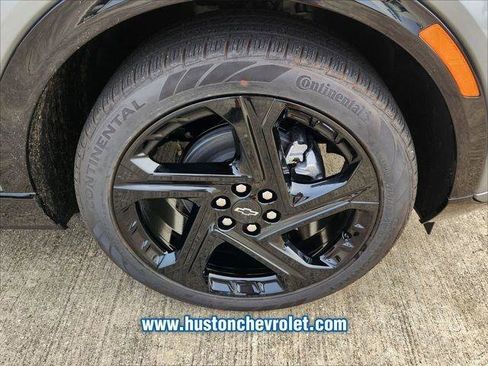 New 2026 Chevrolet Equinox EV RS image 28