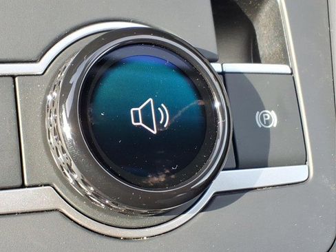 New 2026 Volkswagen Tiguan S image 15