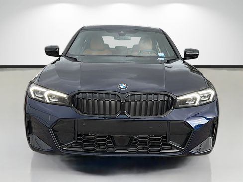 New 2026 BMW 330i xDrive Sedan w/ M Sport Package AWD/4WD image 8