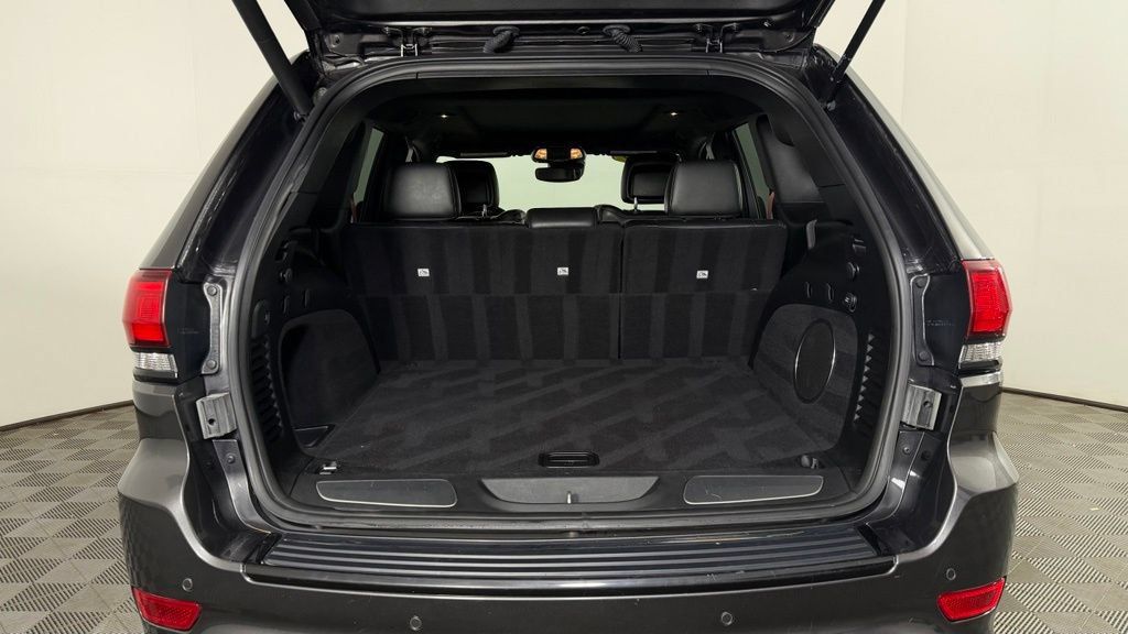 Used 2020 Jeep Grand Cherokee SRT AWD/4WD image 10