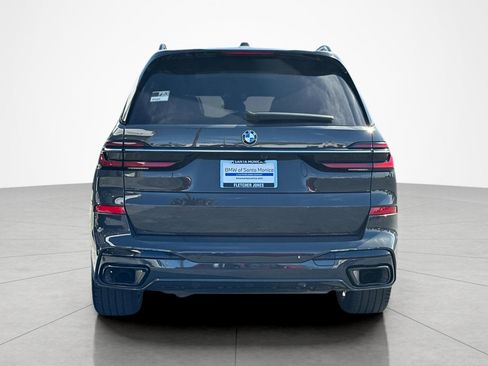 Used 2023 BMW X7 xDrive40i w/ Executive Package AWD/4WD image 4