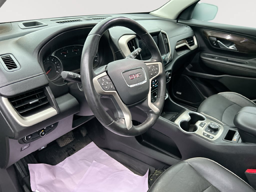 Used 2020 GMC Terrain Denali w/ Denali Premium Package AWD/4WD image 14