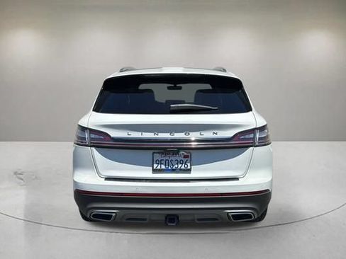 Used 2022 Lincoln Nautilus Reserve w/ Equipment Group 202A AWD/4WD image 3