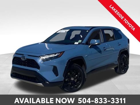 Used 2024 Toyota RAV4 SE image 1