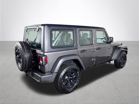 Used 2025 Jeep Wrangler Sport image 6
