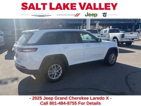 Used 2025 Jeep Grand Cherokee Laredo X w/ Luxury Tech Group I image 4