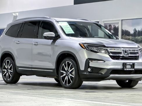 Used 2019 Honda Pilot Touring image 6