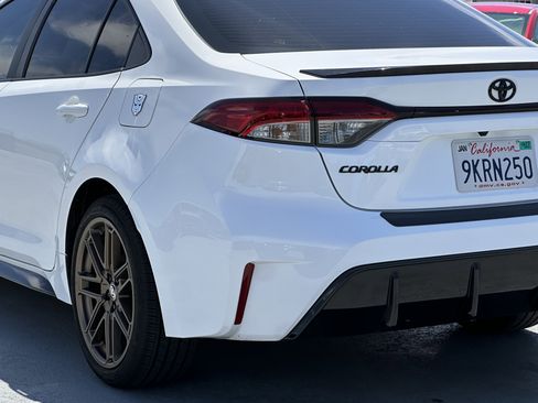 Used 2024 Toyota Corolla Sedan w/ SE Convenience Package image 5