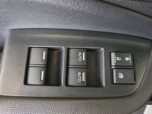 Used 2022 Honda Pilot TrailSport image 29