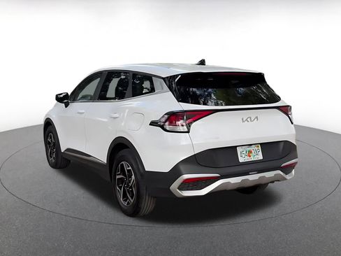 Used 2025 Kia Sportage LX image 12