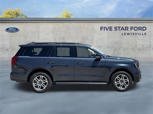 Certified 2025 Ford Expedition Active image 3