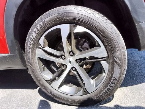 Certified 2024 Chevrolet Trax RS FWD image 12