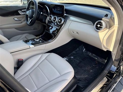 Used 2020 Mercedes-Benz C 300 4MATIC Sedan image 12