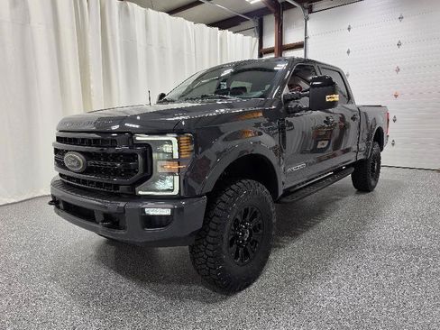 Used 2021 Ford F250 Lariat AWD/4WD image 2