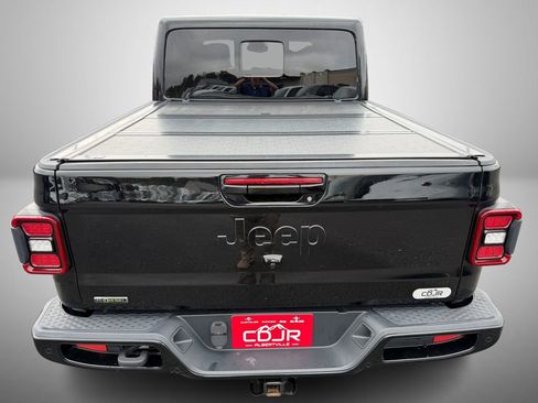 Used 2021 Jeep Gladiator Overland image 7