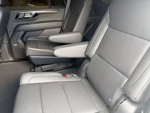 Used 2026 Chevrolet Tahoe LT w/ Comfort Package AWD/4WD image 24