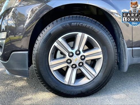 Used 2017 Chevrolet Traverse LT AWD/4WD image 9