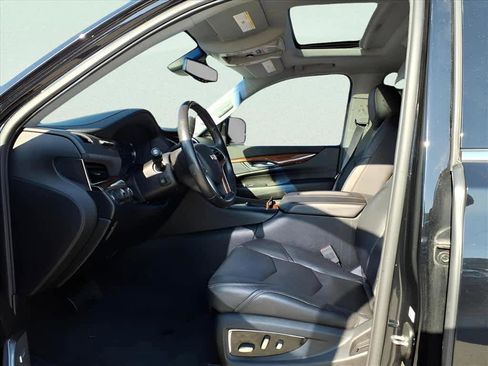Used 2016 Cadillac Escalade Premium image 12