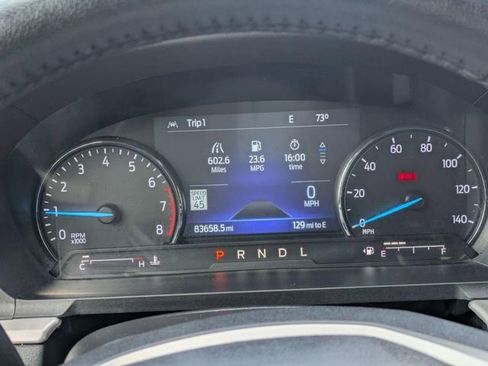 Used 2022 Ford Explorer XLT w/ Equipment Group 202A AWD/4WD image 17
