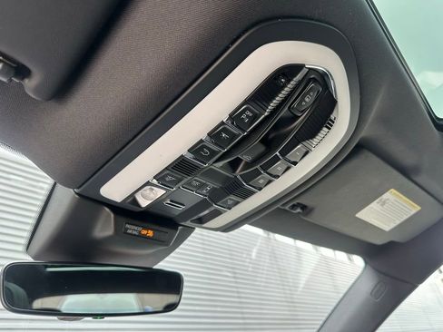 Used 2026 Porsche Macan Turbo image 34