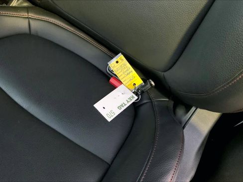 Used 2025 Honda Odyssey Sport-L image 14