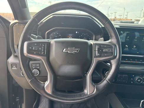 Used 2022 Chevrolet Silverado 1500 ZR2 w/ Technology Package AWD/4WD image 17