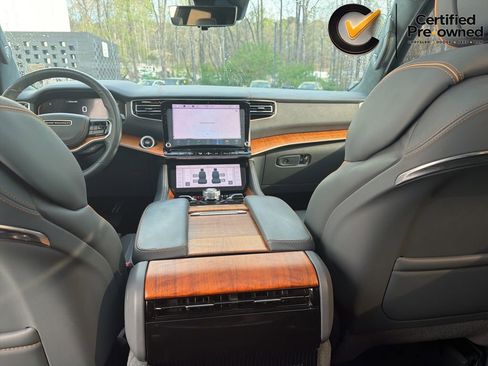 Certified 2022 Jeep Grand Wagoneer Series II w/ Premium Group II AWD/4WD image 59