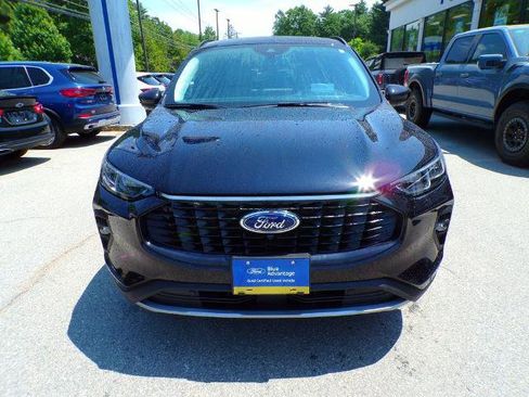 Certified 2024 Ford Escape SE w/ PHEV Premium Package FWD image 2