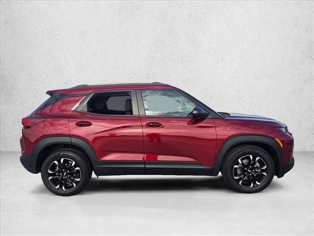 Used 2023 Chevrolet TrailBlazer LT FWD image 4