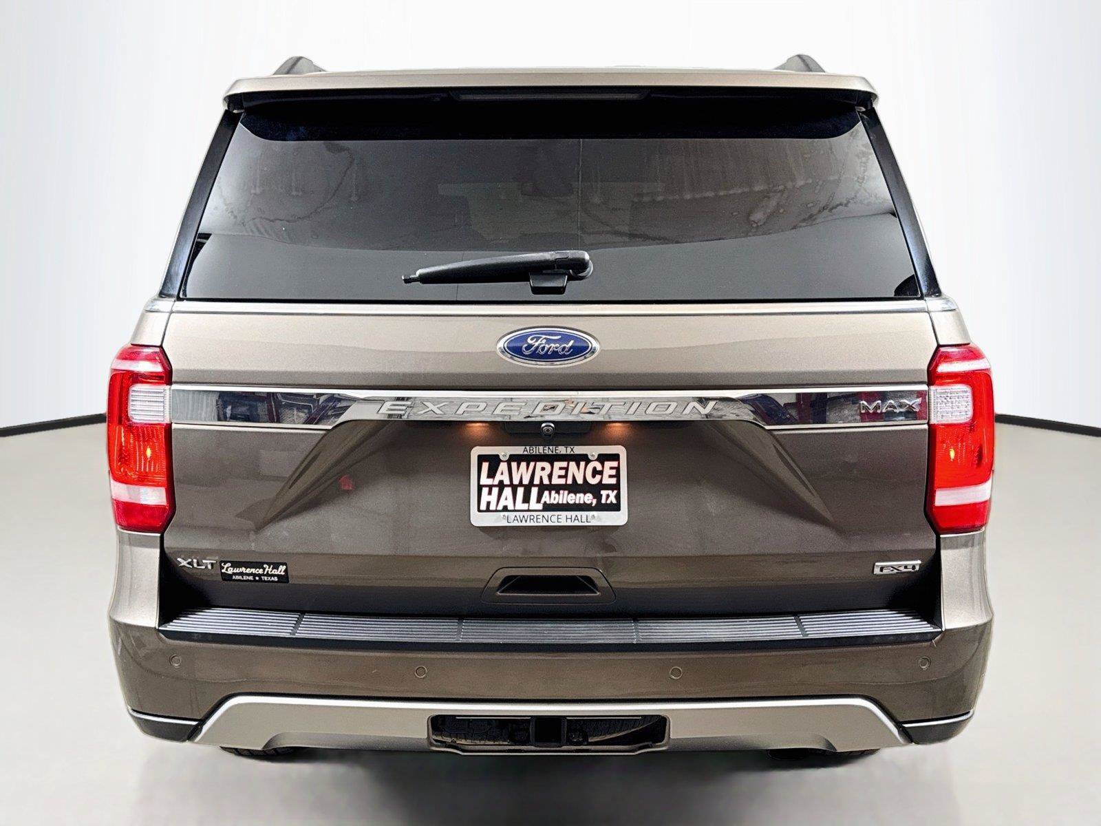 Used 2019 Ford Expedition Max XLT w/ Equipment Group 202A AWD/4WD image 5