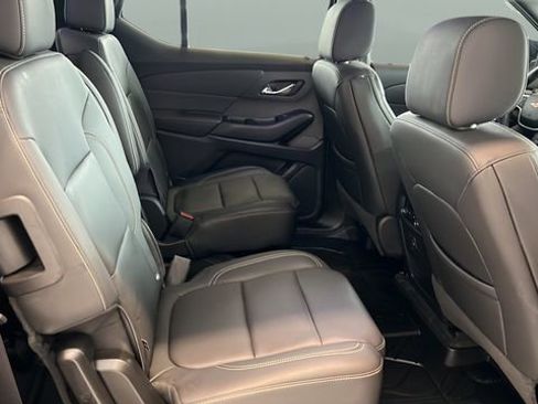 Used 2023 Chevrolet Traverse LT w/ LPO, Floor Liner Package image 23