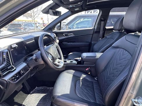 Certified 2025 Kia Sportage X-Line w/ Premium Package image 14